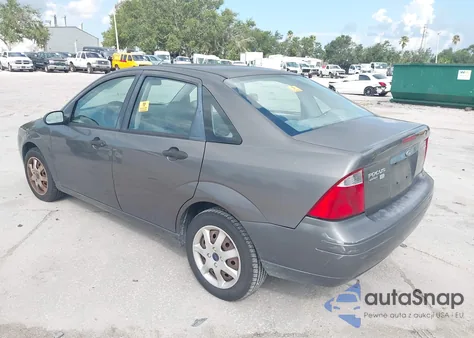 2005 Ford Focus Zx4 z USA, uszkodzony, nr VIN 1FAFP34N55W200945